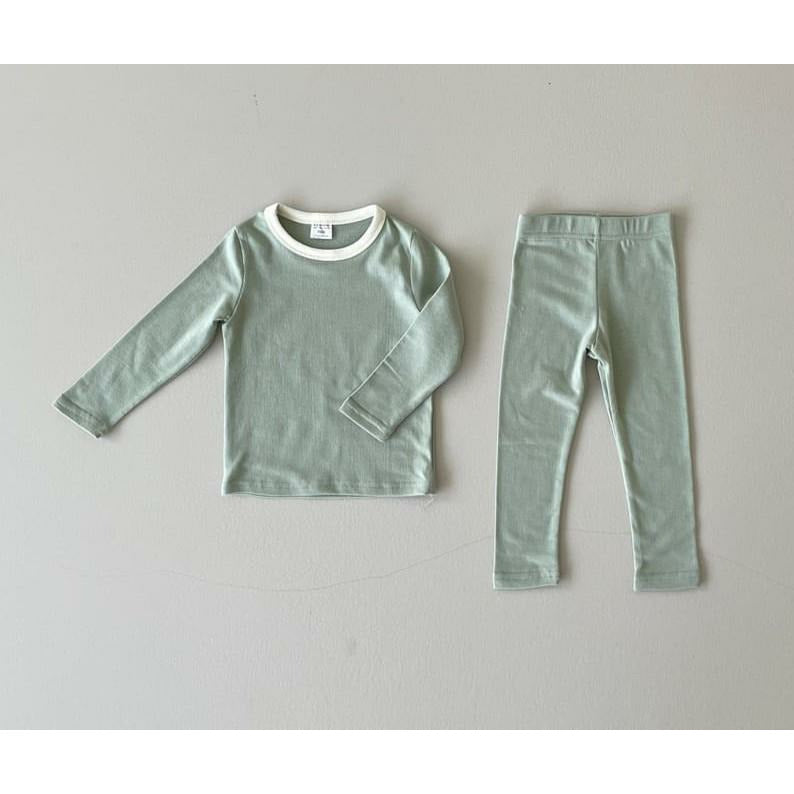 Mint soft-touch top+bottom set (2-3 years)
